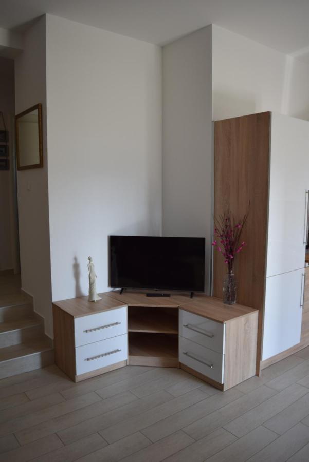 Villa Mio Mare Cres Luaran gambar